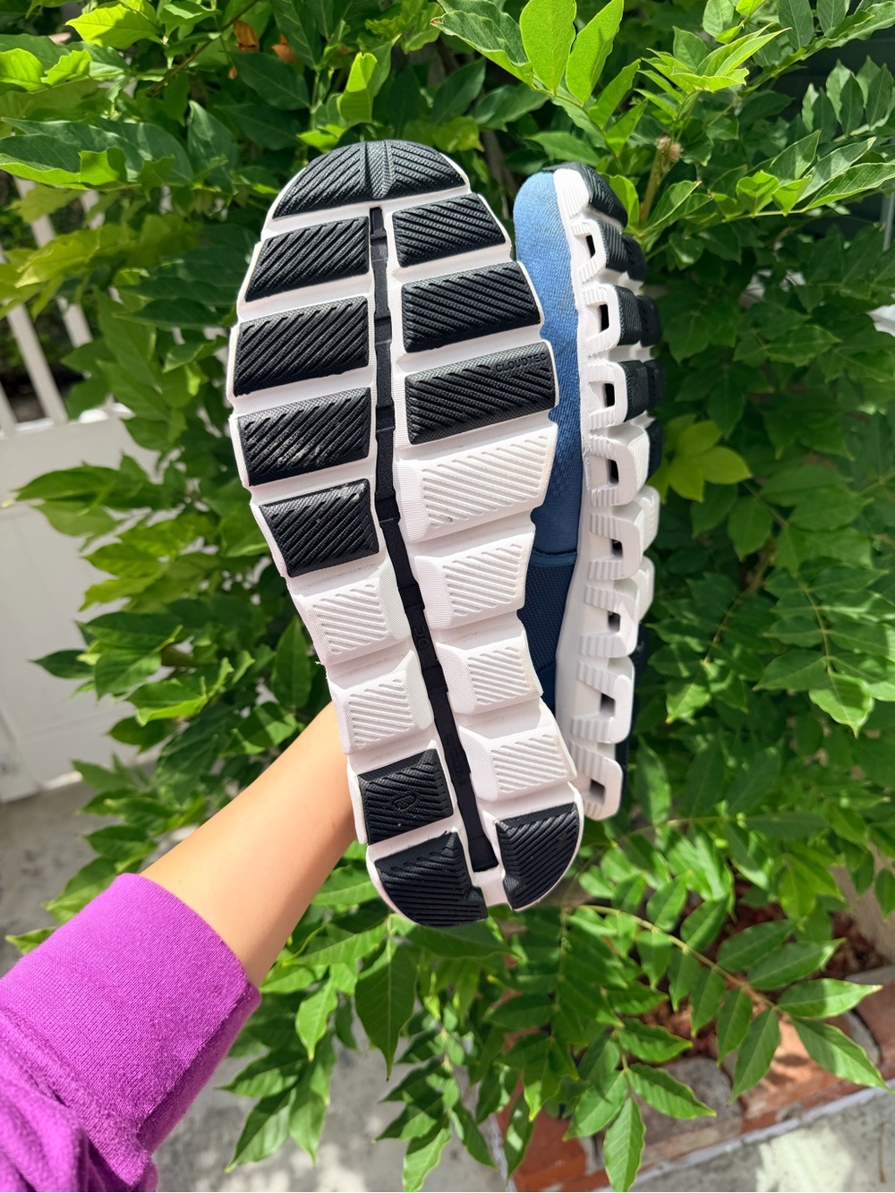 ON CLOUD running shoes size Men's 11.5 - Picture 10 of 17